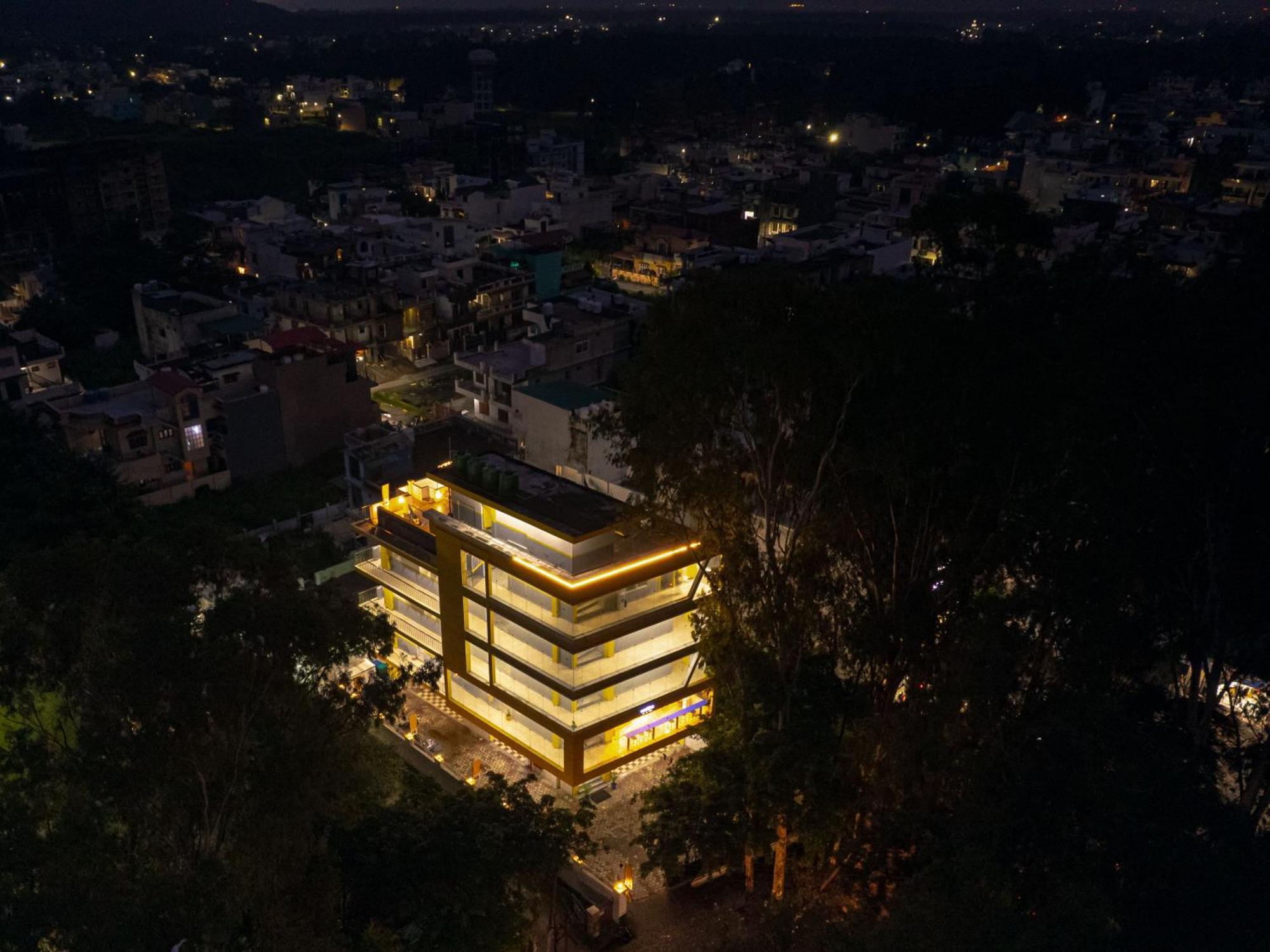 The Hosteller Dehradun Exterior photo