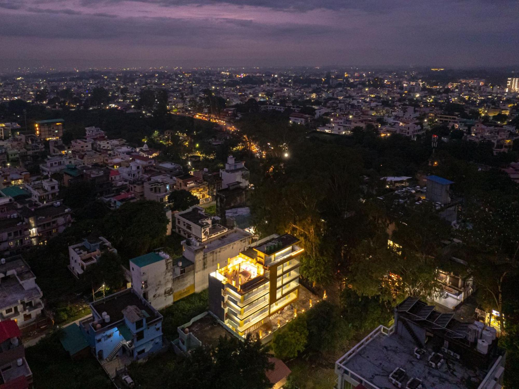 The Hosteller Dehradun Exterior photo